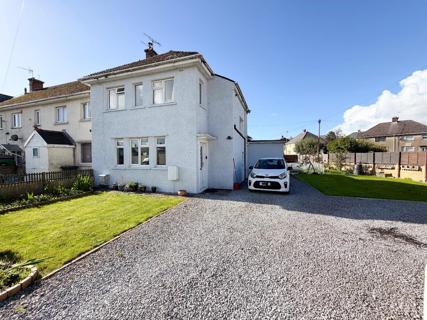 Brynteg Avenue, Pyle, Bridgend County Borough, CF33 6BB